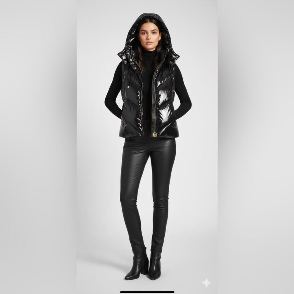 Michael Kors Ciré Glossy Black Puffer Vest Gold Hardware Size Medium